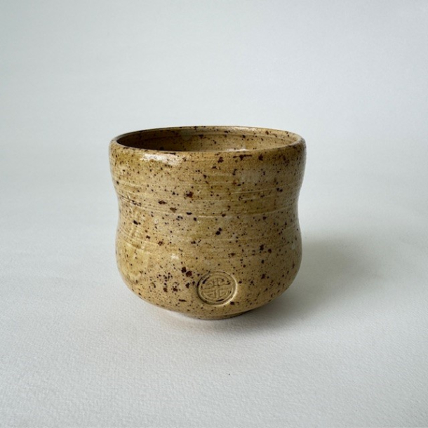 Yunomi krus 11