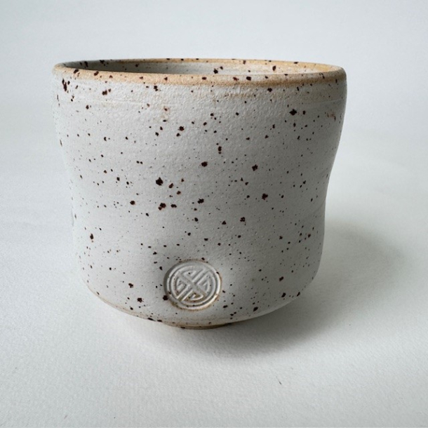 Yunomi krus 8